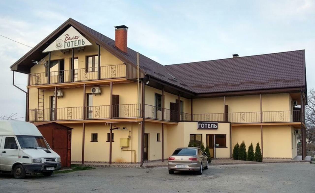 Veles Hotel Brovary Esterno foto
